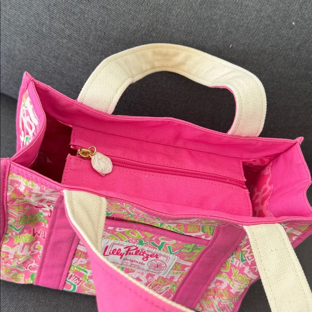 NWOT Lilly Pulitzer Originals All Over Print Small Canvas Bag Girly Preppy - Picture 3 of 9